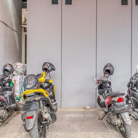 Reddoorz Near Surabaya Zoo Exterior foto