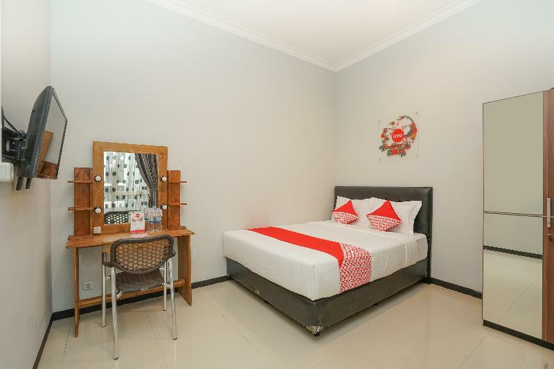 Reddoorz Near Surabaya Zoo Exterior foto